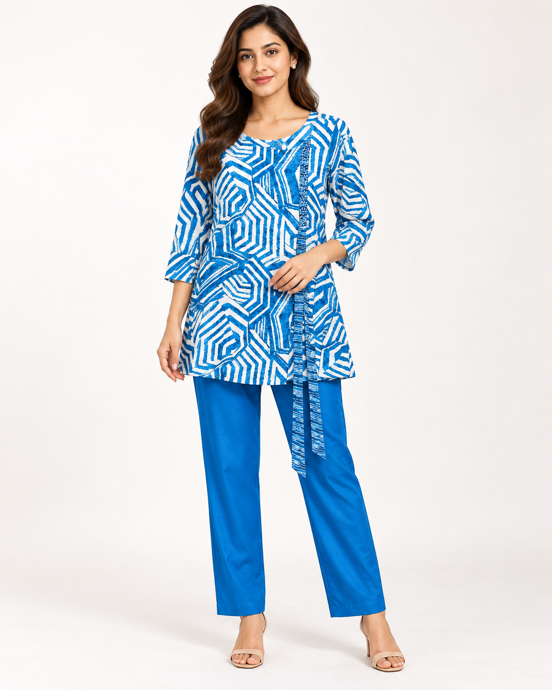 Blue and white geometric 2-piece pant set alternate view