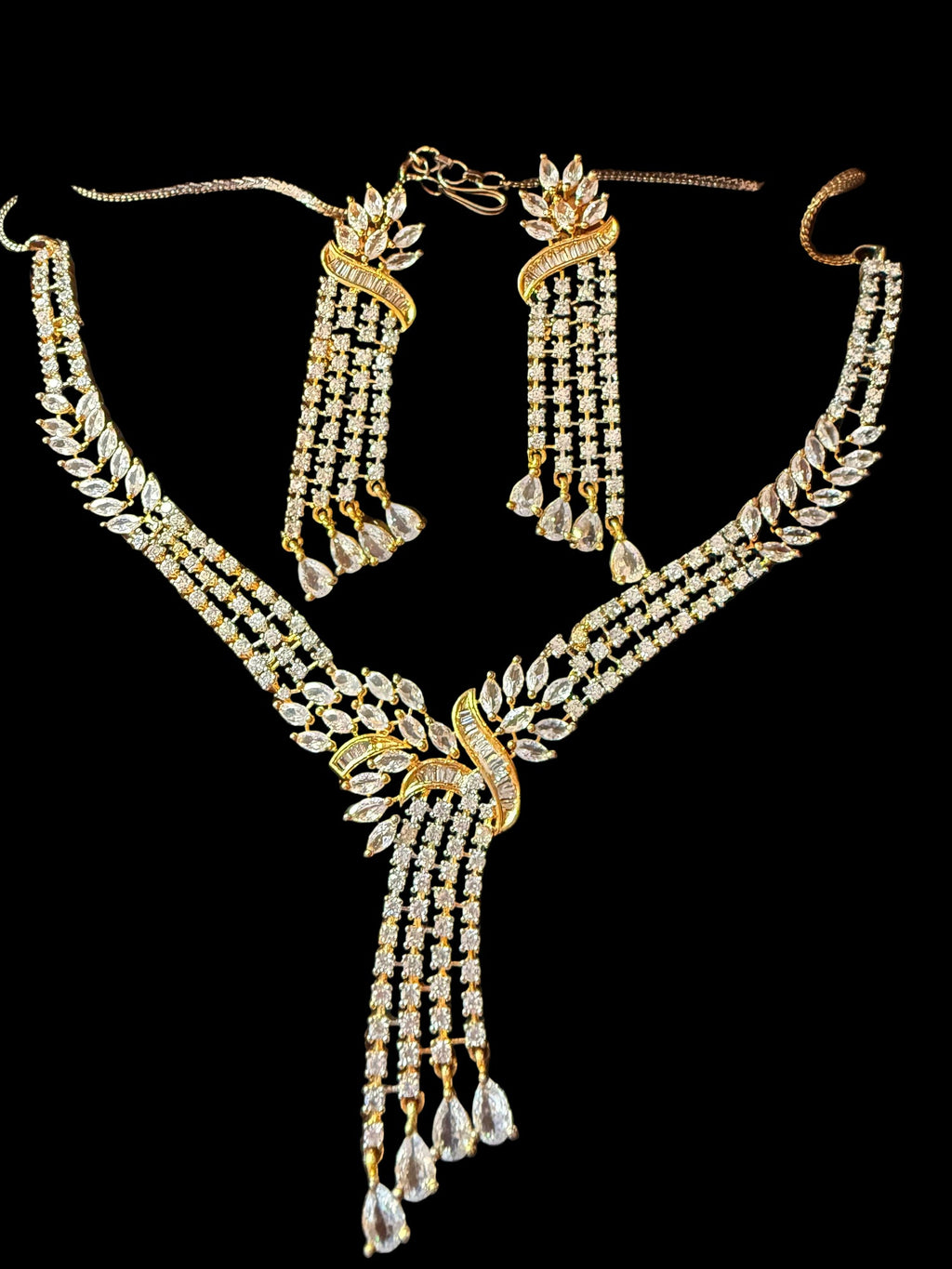 Gold-plated CZ floral bridal necklace set – crystal and floral detail